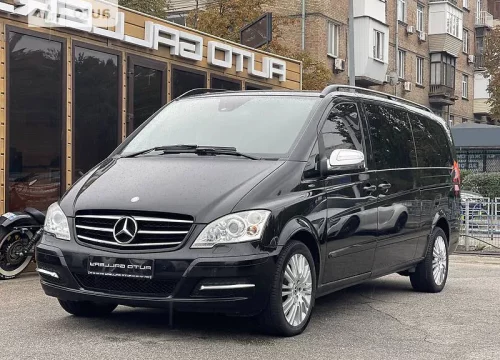 Mercedes Viano 2013