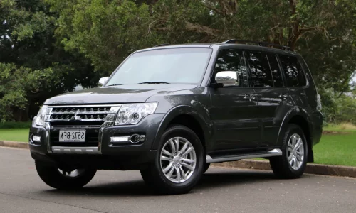 Mitusbishi Pajero 2016